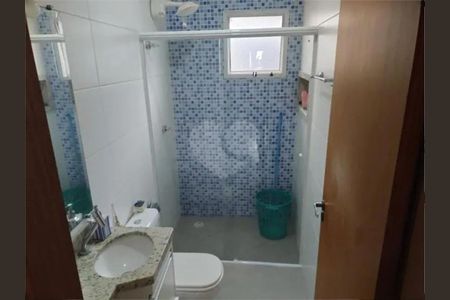 Casa à venda com 121m², 2 quartos e 2 vagas