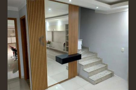 Casa à venda com 121m², 2 quartos e 2 vagas