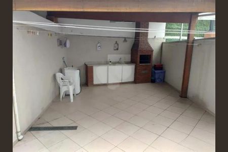 Casa à venda com 121m², 2 quartos e 2 vagas