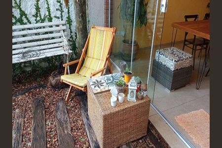 Casa à venda com 3 quartos, 231m² em Vila Monumento, São Paulo