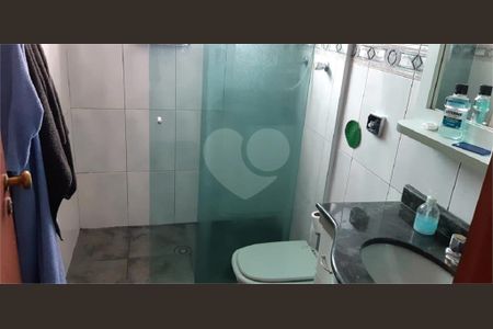 Casa à venda com 3 quartos, 254m² em Remédios, Osasco