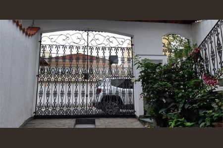 Casa à venda com 3 quartos, 254m² em Remédios, Osasco