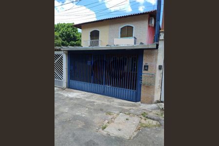 Casa à venda com 3 quartos, 144m² em Vila Irmaos Arnoni, São Paulo