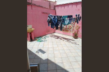 Casa à venda com 3 quartos, 144m² em Vila Irmaos Arnoni, São Paulo