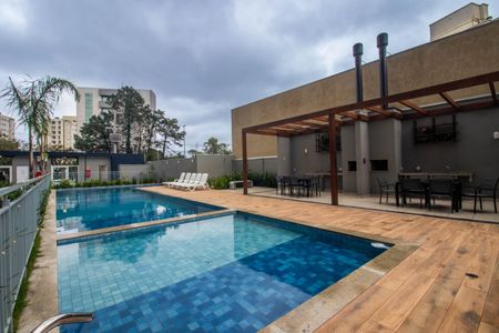 Apartamento à venda com 44m², 1 quarto e 1 vaga Apartamento à venda com 44m², 1 quarto e 1 vagaÁrea comum - Piscina