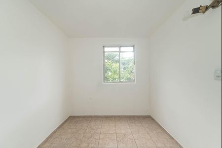 Quarto 2 de apartamento para alugar com 2 quartos, 44m² em Vila Fazzeoni, São Paulo