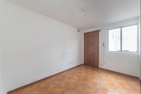 Sala de apartamento para alugar com 2 quartos, 44m² em Vila Fazzeoni, São Paulo