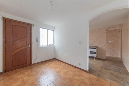 Sala de apartamento para alugar com 2 quartos, 44m² em Vila Fazzeoni, São Paulo
