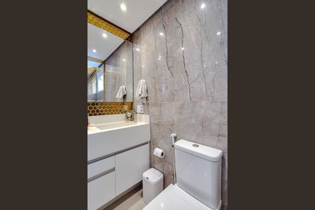 Apartamento à venda com 79m², 2 quartos e 1 vagaBanheiro da Suíte