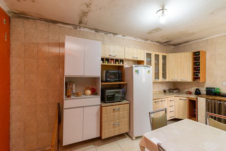 Casa à venda com 150m², 4 quartos e 2 vagasCozinha