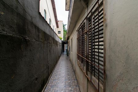 Casa à venda com 150m², 4 quartos e 2 vagasCorredor Externo