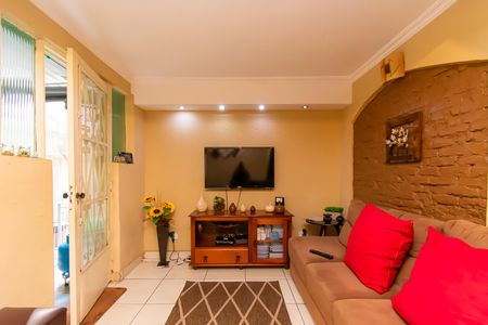 Casa à venda com 150m², 4 quartos e 2 vagasSala