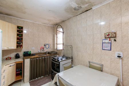 Casa à venda com 150m², 4 quartos e 2 vagasCozinha