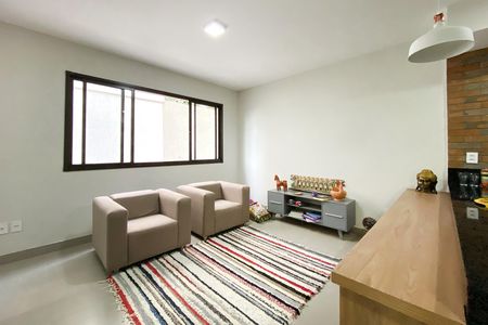 Sala de apartamento à venda com 1 quarto, 40m² em Santa Tereza, Belo Horizonte