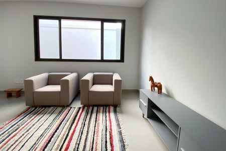 Sala de kitnet/studio para alugar com 1 quarto, 40m² em Santa Tereza, Belo Horizonte
