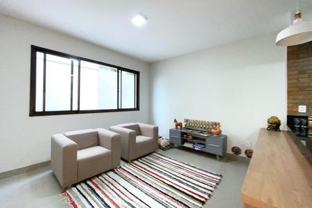 Sala de apartamento à venda com 1 quarto, 40m² em Santa Tereza, Belo Horizonte