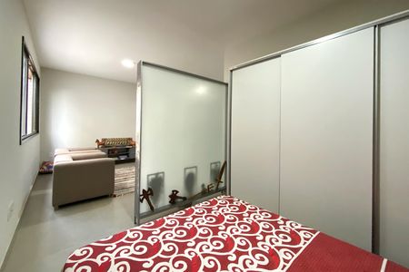 Quarto de apartamento à venda com 1 quarto, 40m² em Santa Tereza, Belo Horizonte