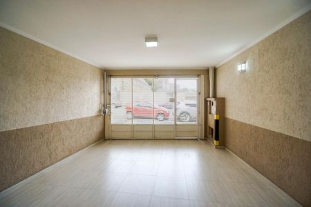 Vista da sala de casa à venda com 3 quartos, 150m² em Vila Nova Savoia, São Paulo