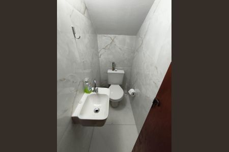 Casa à venda com 125m², 3 quartos e 2 vagasLavabo