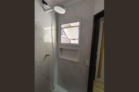 Casa à venda com 125m², 3 quartos e 2 vagasBanheiro