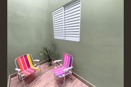 Casa à venda com 125m², 3 quartos e 2 vagasÁrea externa