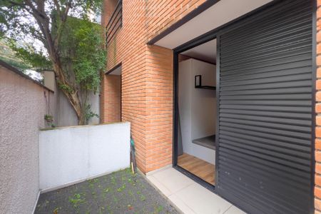 Varanda de kitnet/studio para alugar com 1 quarto, 20m² em Vila Mariana, São Paulo