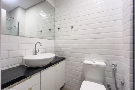 Banheiro de kitnet/studio para alugar com 1 quarto, 20m² em Vila Mariana, São Paulo