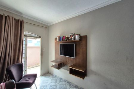 Casa para alugar com 80m², 3 quartos e 3 vagasSala