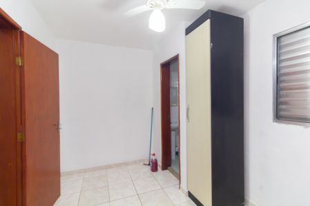 Casa de condomínio à venda com 57m², 2 quartos e 2 vagas Casa de condomínio à venda com 57m², 2 quartos e 2 vagasQuarto 2