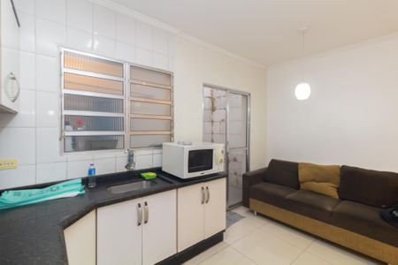 Casa de condomínio à venda com 57m², 2 quartos e 2 vagas Casa de condomínio à venda com 57m², 2 quartos e 2 vagasCozinha