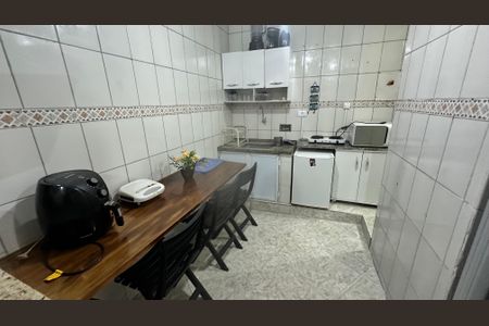 Cozinha de kitnet/studio para alugar com 1 quarto, 30m² em Recreio dos Bandeirantes, Rio de Janeiro