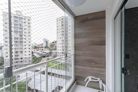 Apartamento à venda com 69m², 3 quartos e 2 vagasVaranda da sala 