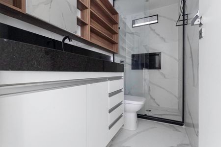 Apartamento à venda com 69m², 3 quartos e 2 vagasBanheiro social 