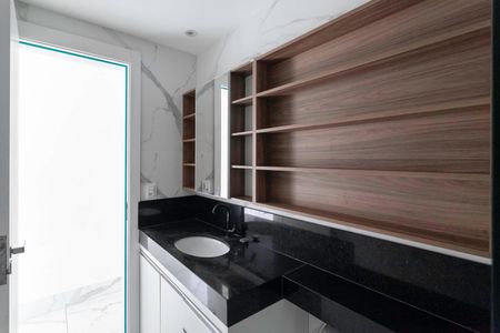 Apartamento à venda com 69m², 3 quartos e 2 vagasBanheiro social  
