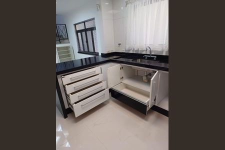 Casa à venda com 160m², 3 quartos e 4 vagasCozinha