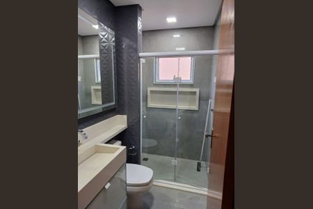 Casa à venda com 160m², 3 quartos e 4 vagasBanheiro