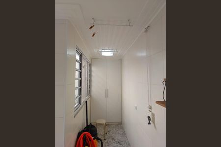 Casa à venda com 160m², 3 quartos e 4 vagasÁrea de serviço