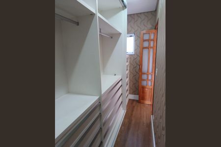 Casa à venda com 160m², 3 quartos e 4 vagasCloset