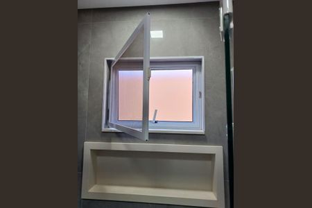 Casa à venda com 160m², 3 quartos e 4 vagasBanheiro