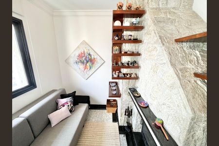 Apartamento à venda com 126m², 3 quartos e 2 vagas Apartamento à venda com 126m², 3 quartos e 2 vagasSala de TV