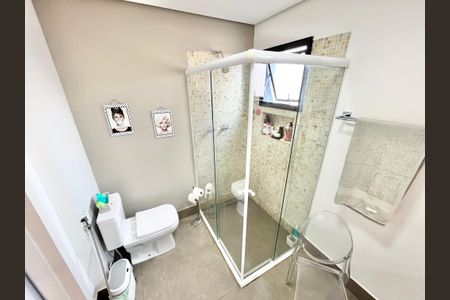 Apartamento à venda com 126m², 3 quartos e 2 vagas Apartamento à venda com 126m², 3 quartos e 2 vagasBanheiro da Suíte