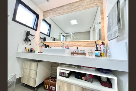Apartamento à venda com 126m², 3 quartos e 2 vagas Apartamento à venda com 126m², 3 quartos e 2 vagasBanheiro da Suíte