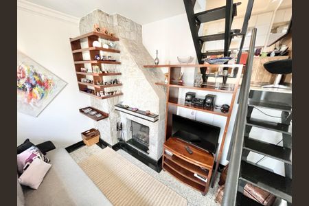 Apartamento à venda com 126m², 3 quartos e 2 vagas Apartamento à venda com 126m², 3 quartos e 2 vagasSala de TV