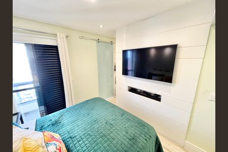Apartamento à venda com 126m², 3 quartos e 2 vagas Apartamento à venda com 126m², 3 quartos e 2 vagasQuarto 1 - Suíte