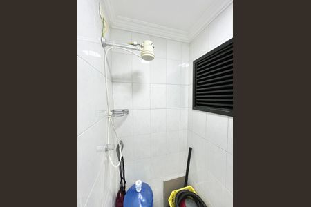 Apartamento à venda com 126m², 3 quartos e 2 vagas Apartamento à venda com 126m², 3 quartos e 2 vagasBanheiro de serviço