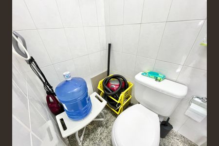 Apartamento à venda com 126m², 3 quartos e 2 vagas Apartamento à venda com 126m², 3 quartos e 2 vagasBanheiro de serviço