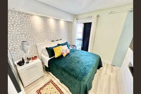 Apartamento à venda com 126m², 3 quartos e 2 vagas Apartamento à venda com 126m², 3 quartos e 2 vagasQuarto 1 - Suíte