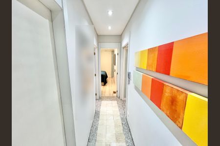 Apartamento à venda com 126m², 3 quartos e 2 vagasCorredor