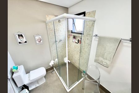 Apartamento à venda com 126m², 3 quartos e 2 vagas Apartamento à venda com 126m², 3 quartos e 2 vagasBanheiro da Suíte