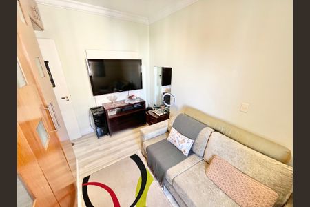 Apartamento à venda com 126m², 3 quartos e 2 vagas Apartamento à venda com 126m², 3 quartos e 2 vagasQuarto 3 / Sala de TV